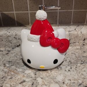 New Christmas Hello Kitty Soap Dispenser